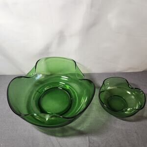 Anchor Hocking Accent MCM Spearment Green Glass Bowls/Chip and Dip Set Vintage